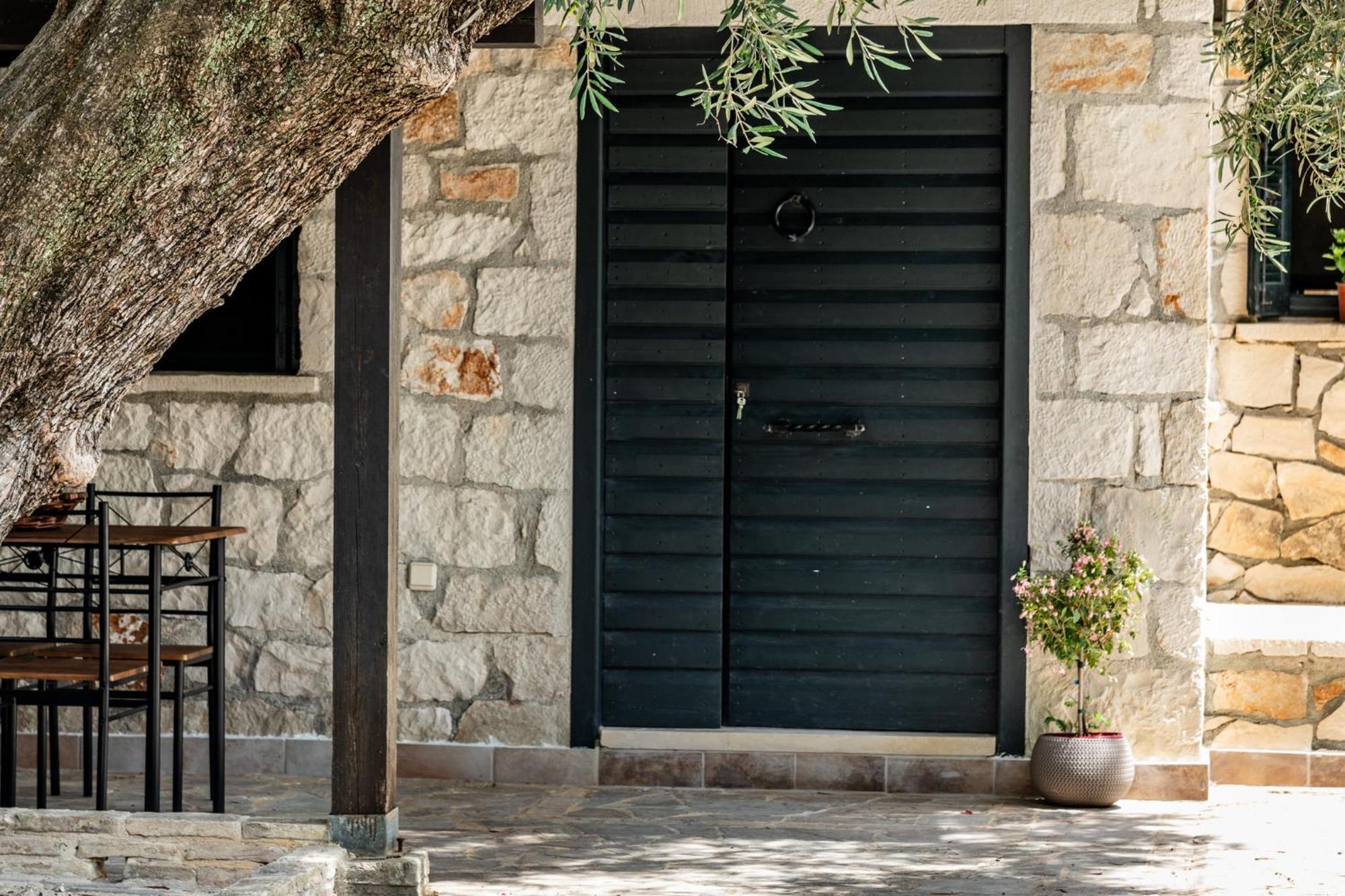 Orama Stone Apartments - Authentic Hospitality In A Historical Location, By Zantewize Exterior foto